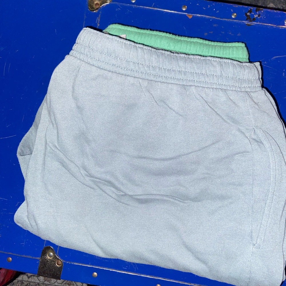 H&M Women’s Sweatpants - Picture 3 of 5